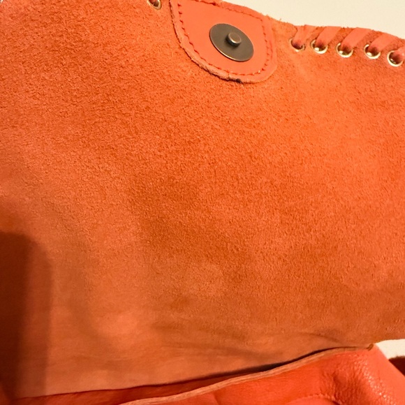 FREE PEOPLE LIKE NEW slouchy LARGE BAG. - Picture 6 of 9